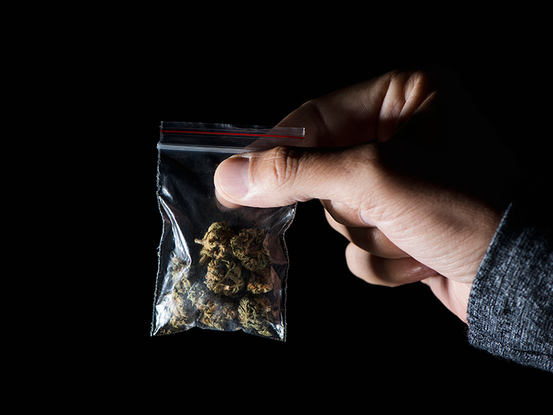 Cuestionamientos en torno al consumo de drogas: ¿es un problema? ¿por qué lo es? ¿a quiénes afecta?